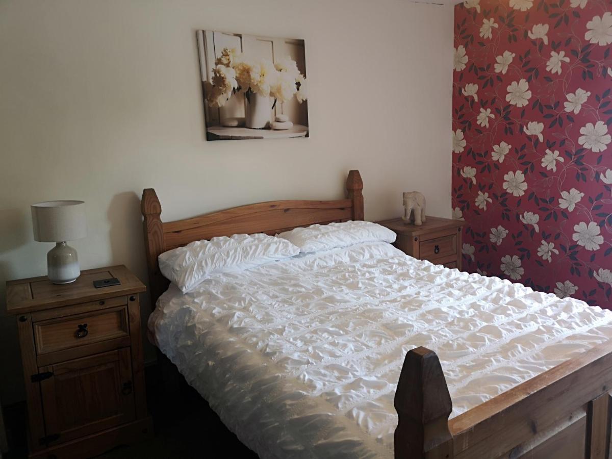 Red Lion Hotel Ystrad Meurig Extérieur photo