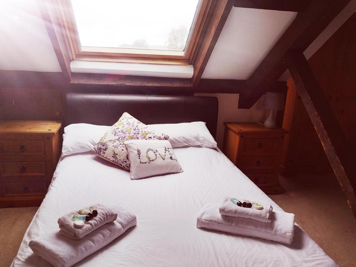 Red Lion Hotel Ystrad Meurig Extérieur photo